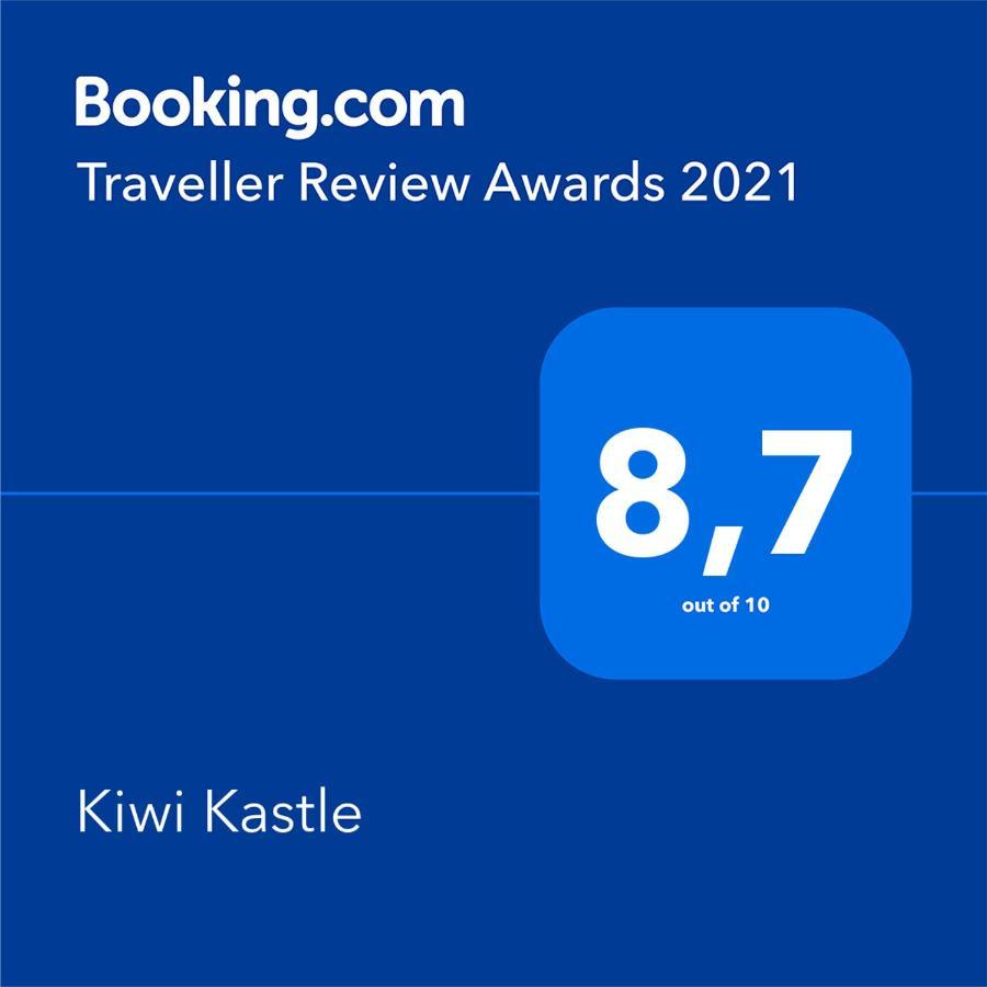 Aparthotel Kiwi Kastle Néa Fókaia Esterno foto