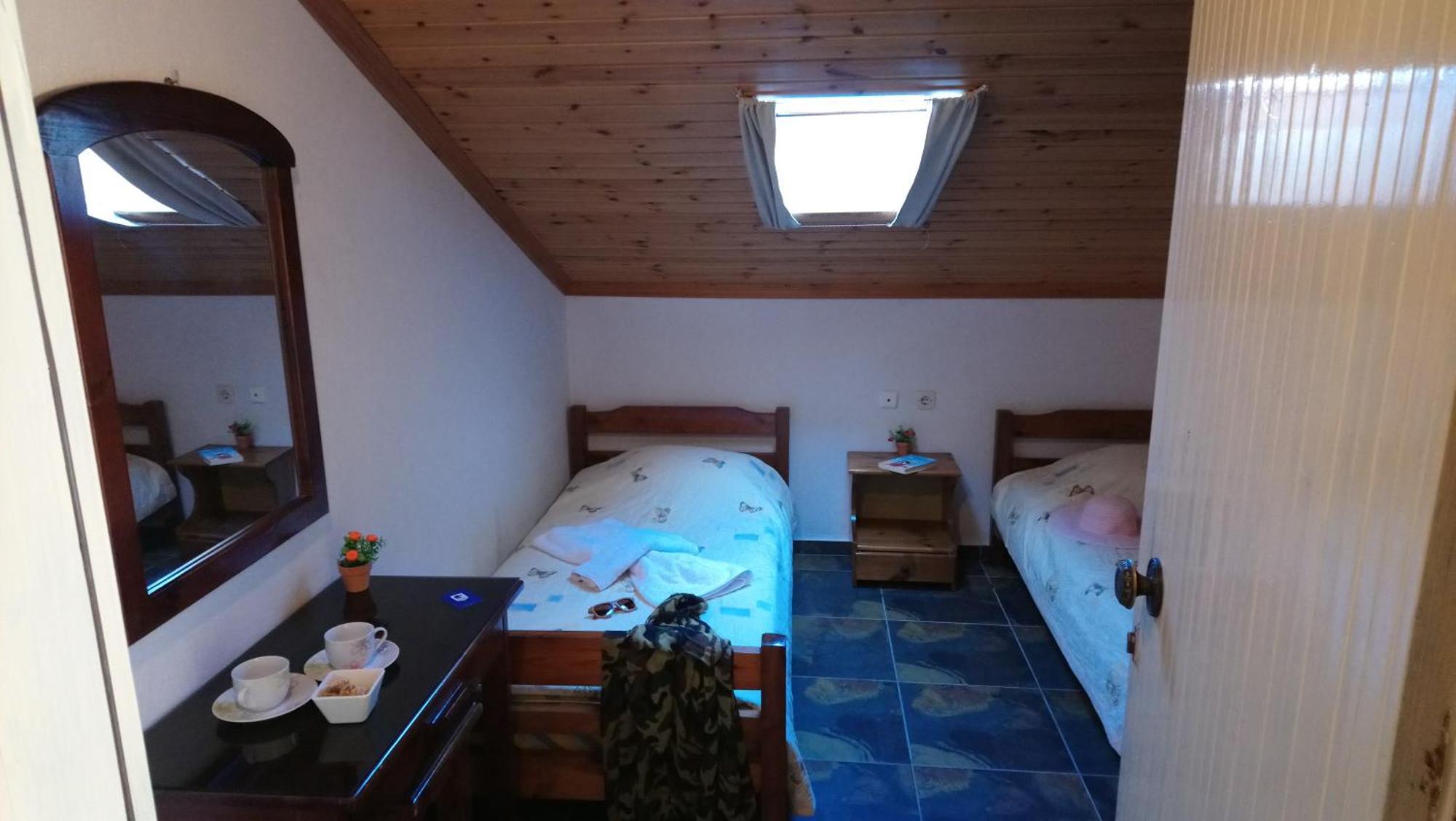 Aparthotel Kiwi Kastle Néa Fókaia Esterno foto